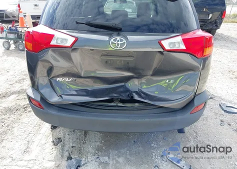 2015 Toyota Rav4 Le z USA, uszkodzony, nr VIN 2T3ZFREV6FW153386